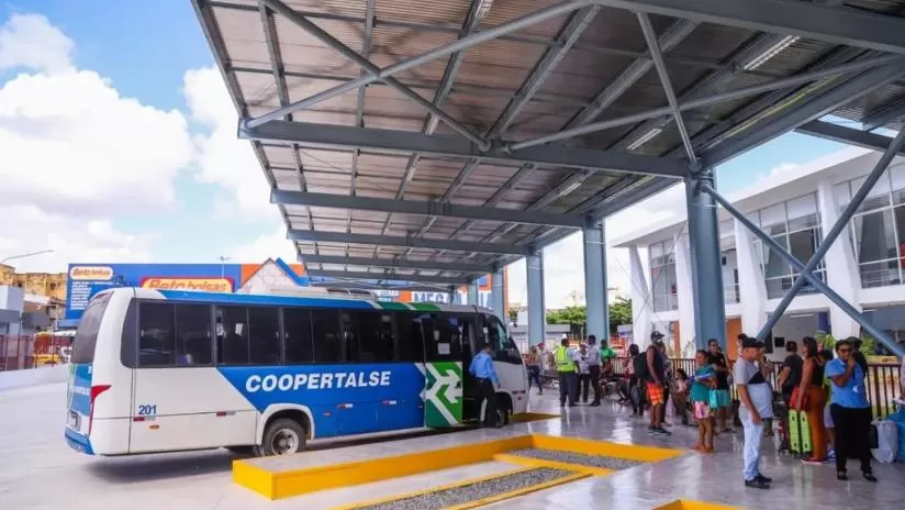 Frota do transporte intermunicipal de Sergipe — Foto: Seburbs/SE